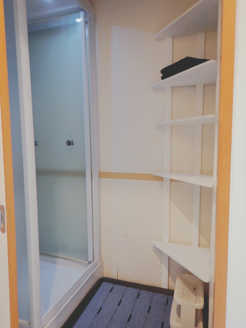 シャワー（共用）