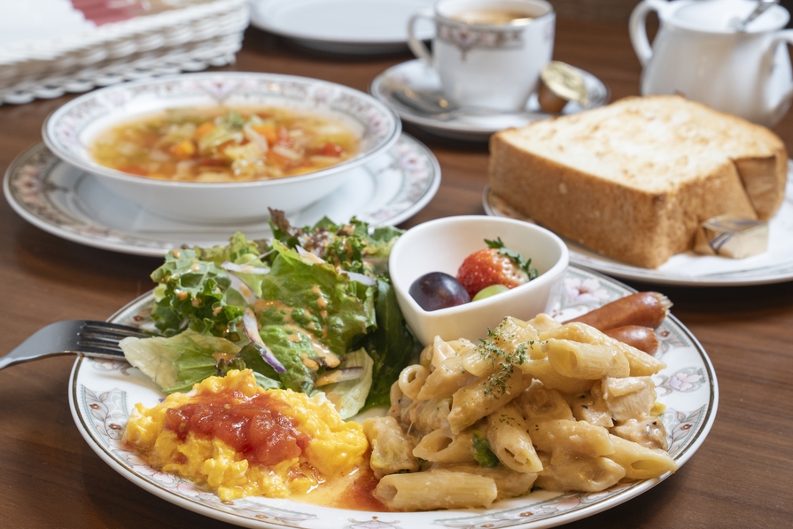 【一泊朝食】ご到着は22時迄、朝食のみのお気軽プラン♪♪