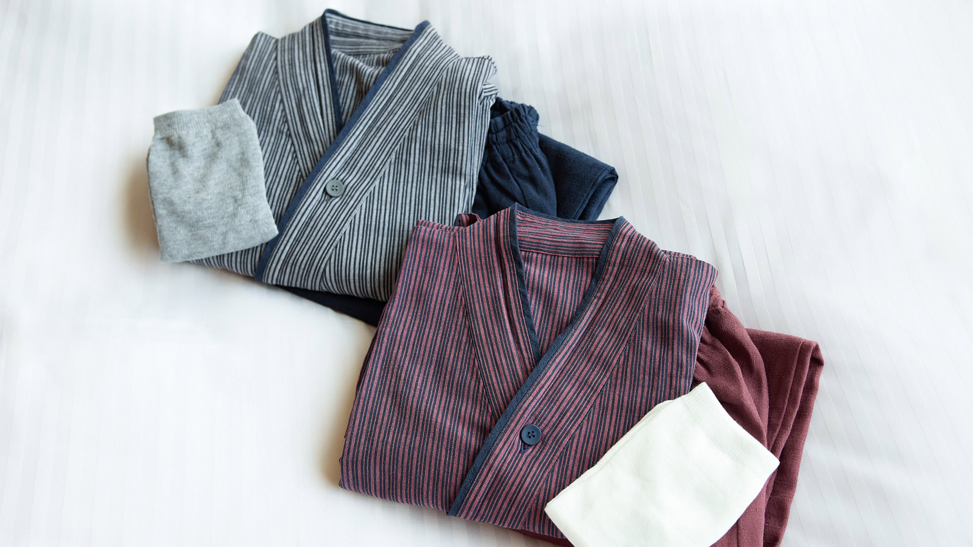 ・【ルームウェア】館内の移動や就寝時に着用いただける、浴衣風の部屋着です