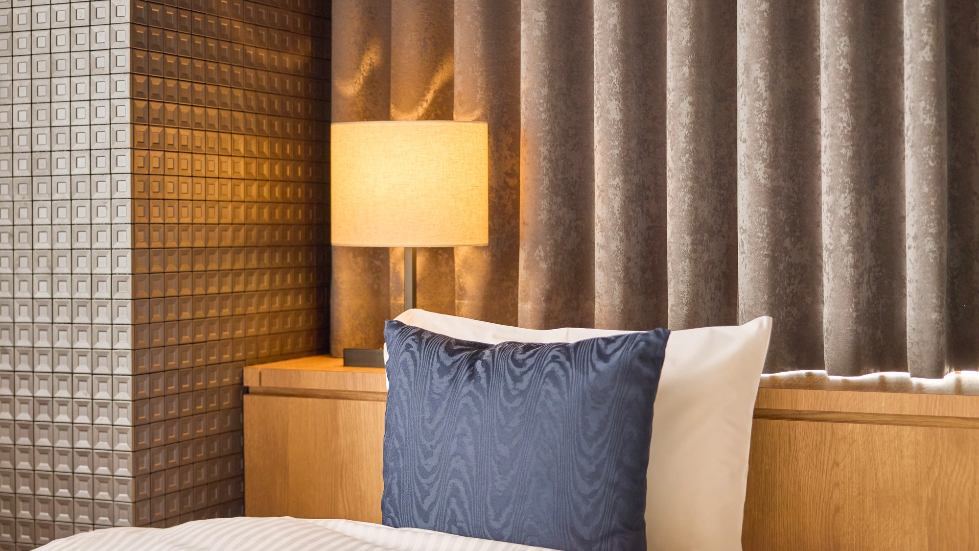 ・【ゆったり広々和洋室】浴室テレビ付き 寝心地にこだわったアスリープマットを使用しております