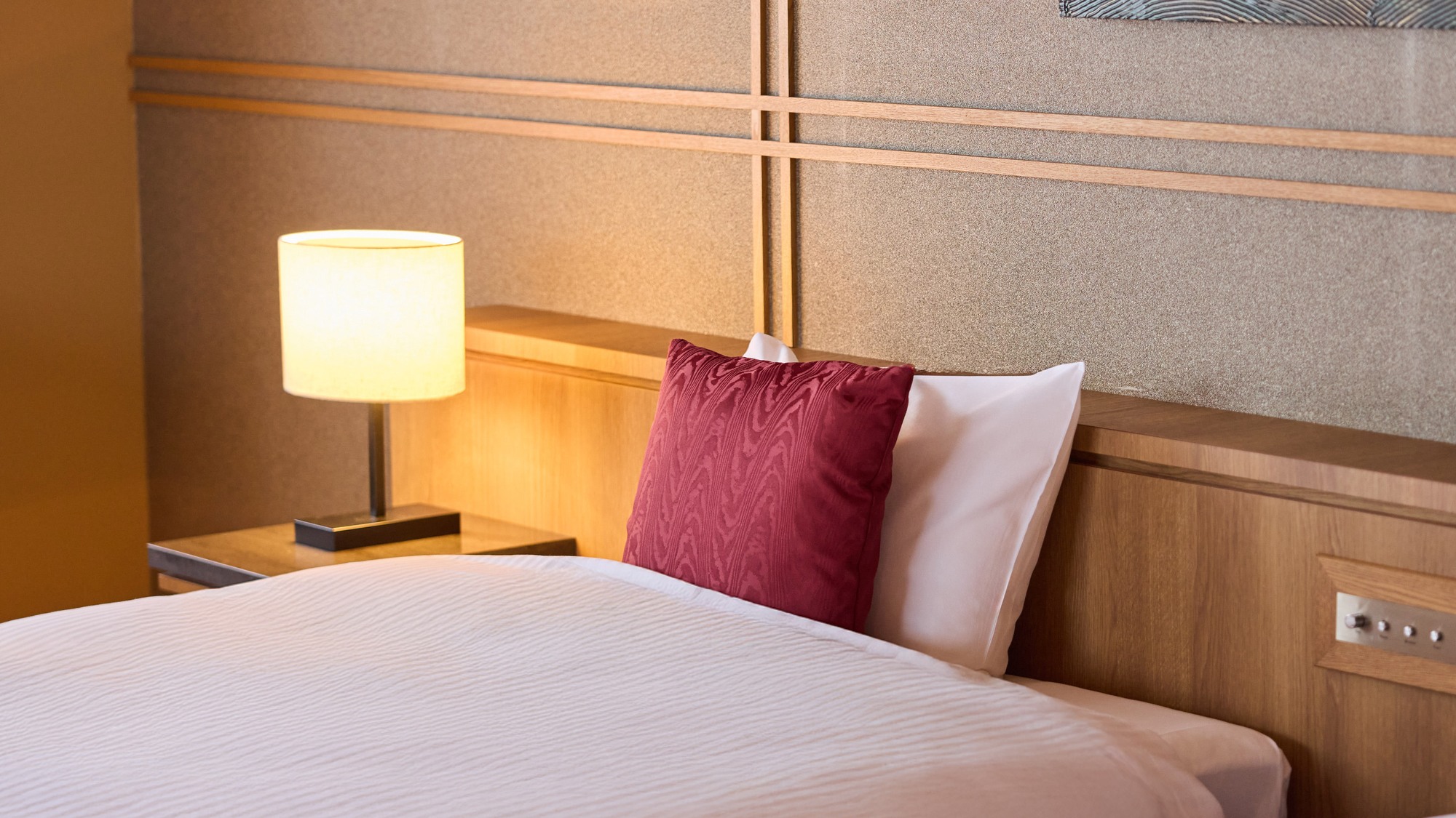 ・【ツインルーム】寝心地にこだわったアスリープマットを使用しております