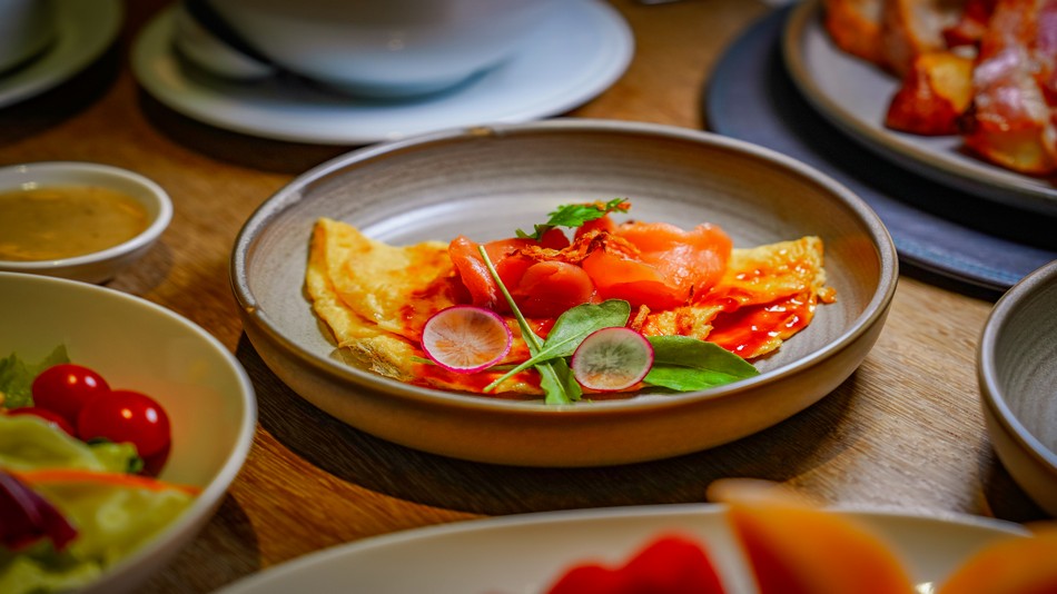 「Plate」 レストラン　ビュッフェ朝食