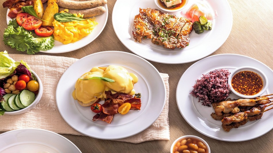 「Plate」 レストラン　ビュッフェ朝食