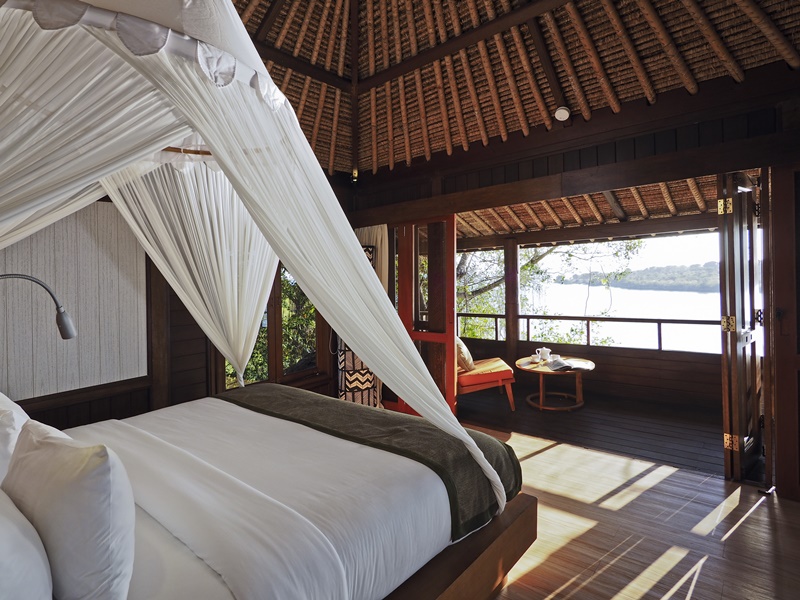 マスターベッドルーム