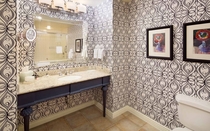 スイートのバスルーム | Example of bathroom in Suite