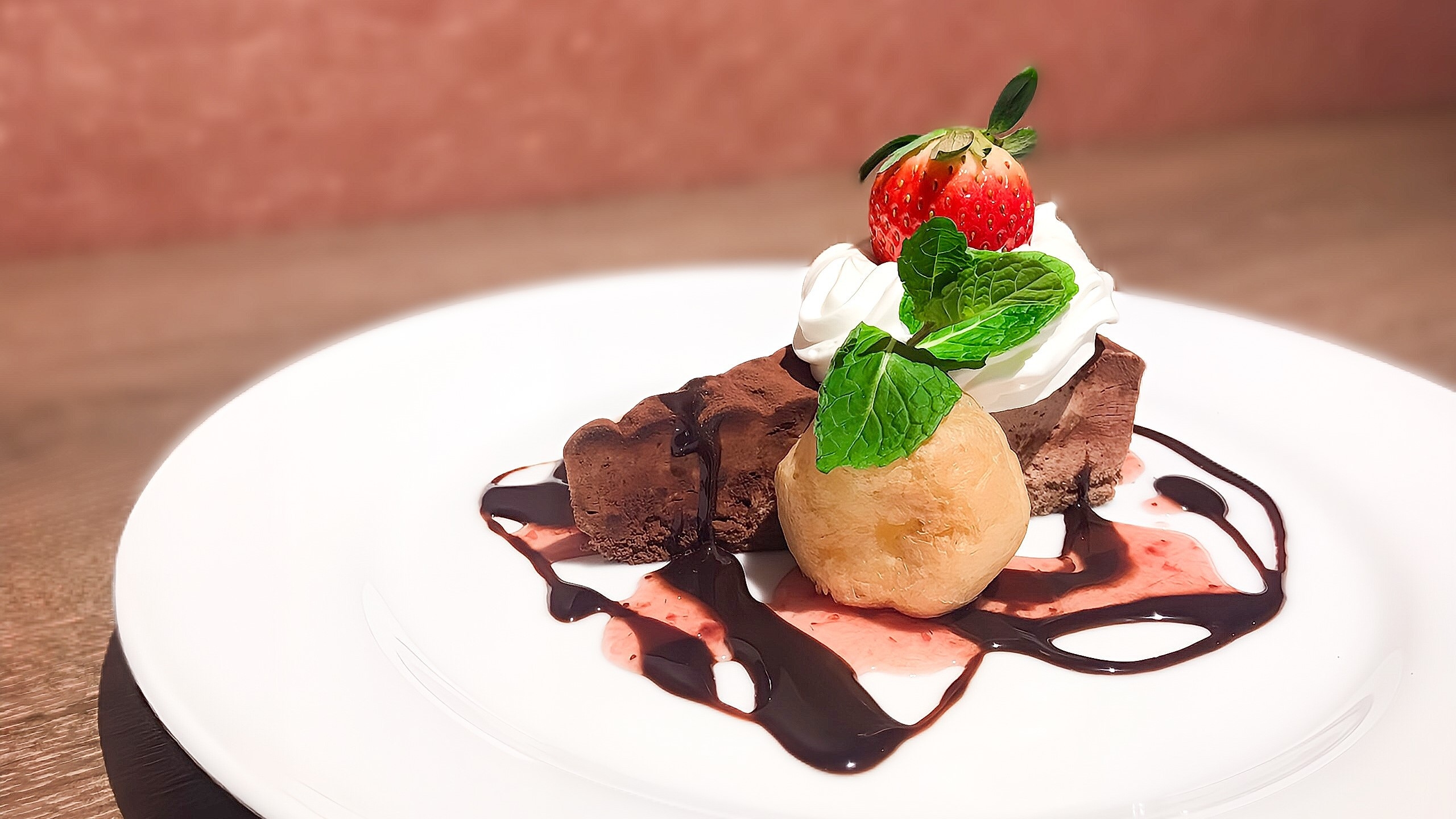 【室数限定】ハッピーアニバーサリープラン♪12時レイトチェックアウト付き【朝食付き】