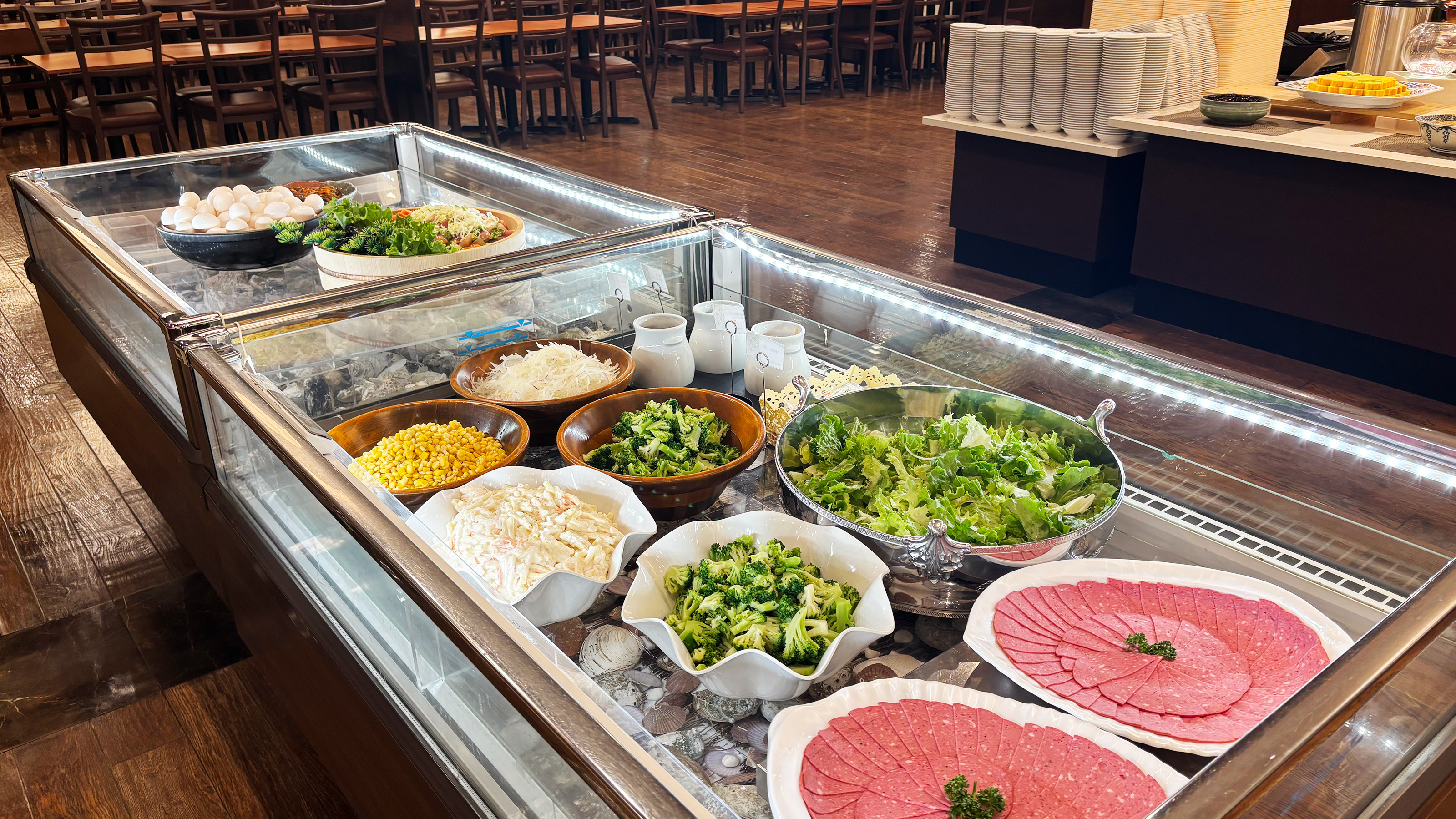 朝食バイキング　サラダバーコーナー