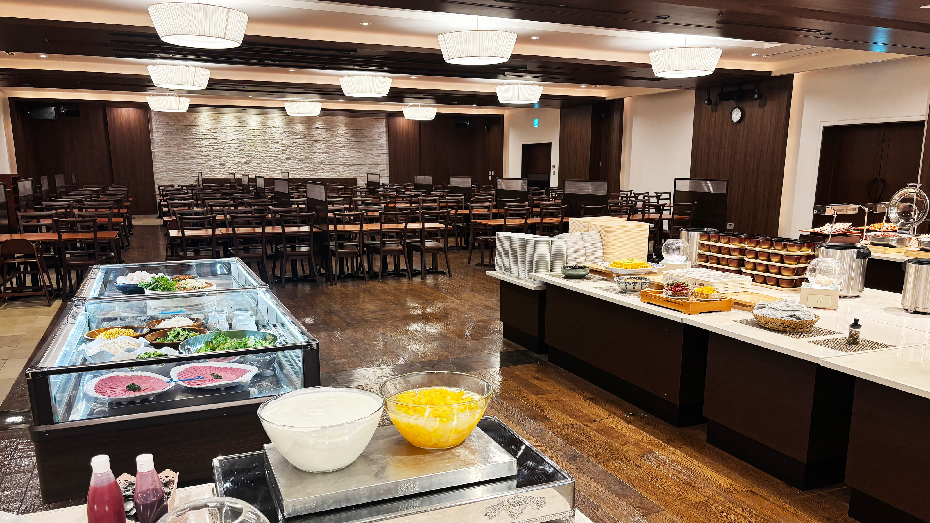 朝食バイキング　会場風景