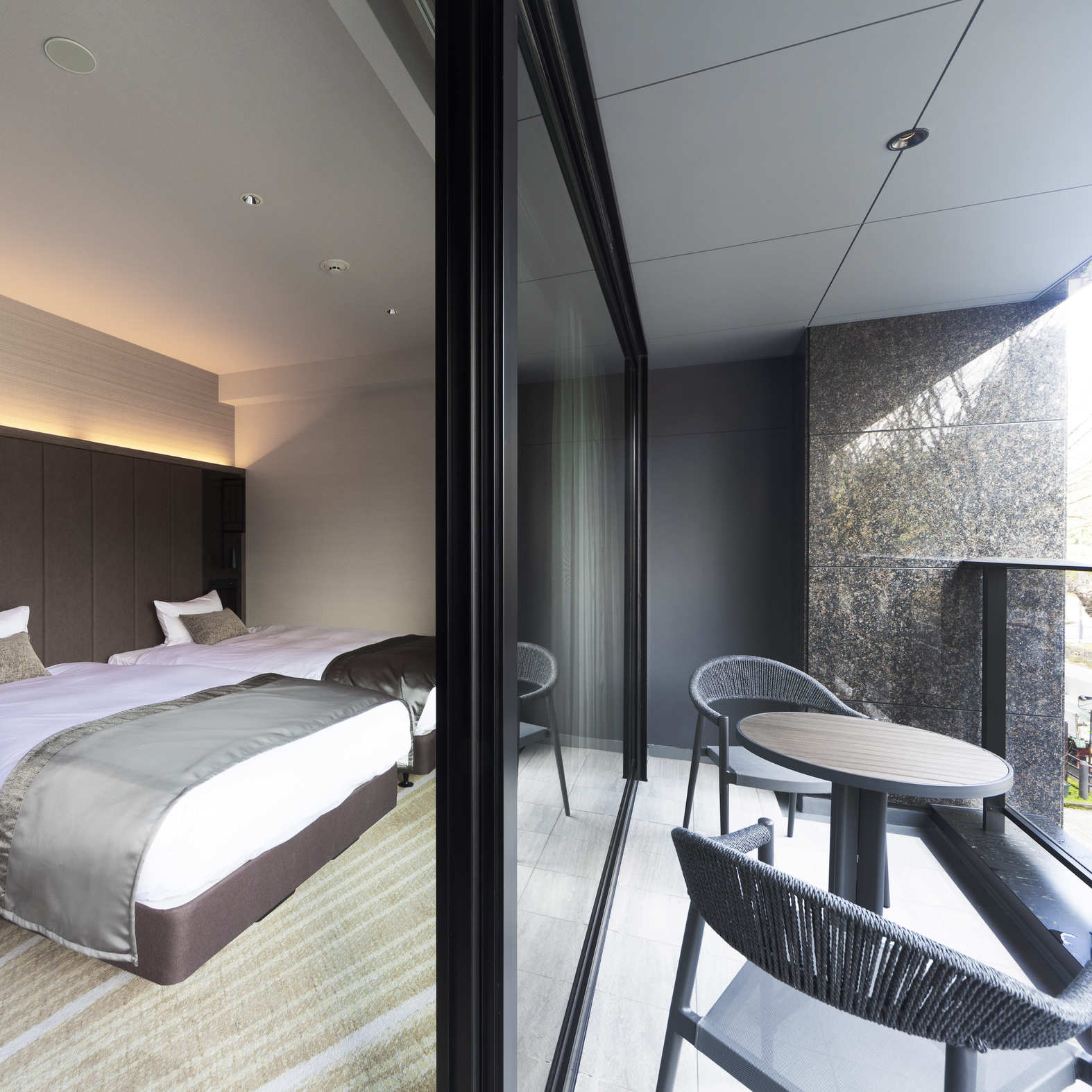 ハリウッドルーム《テラス付き》ツインベッド・シングルユース可