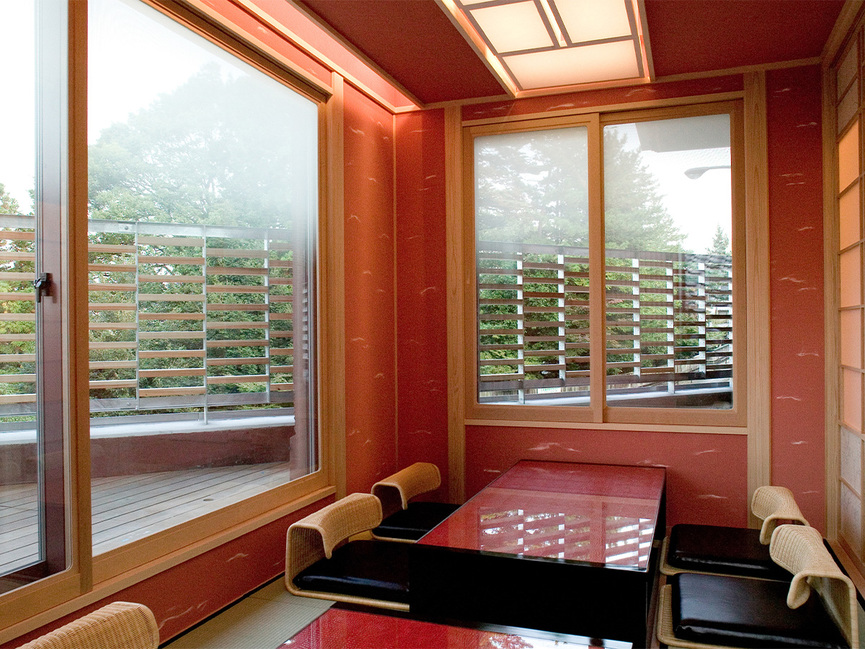 のど黒、能登牛付き！金沢老舗料亭「さくら亭」の懐石プラン（2食付）送迎付