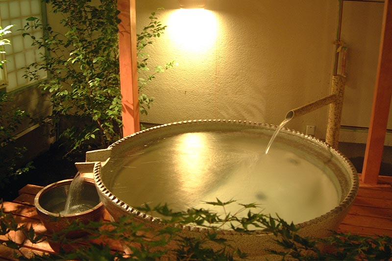 益子焼の露天風呂