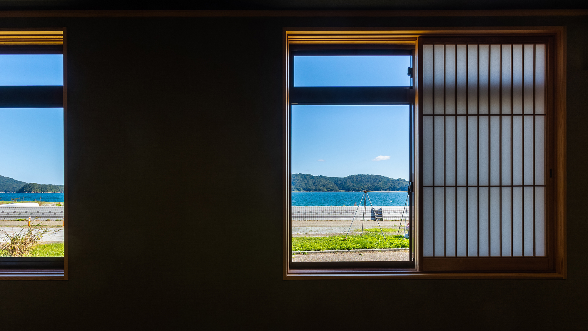 お部屋の窓からは宮津湾を一望できます。