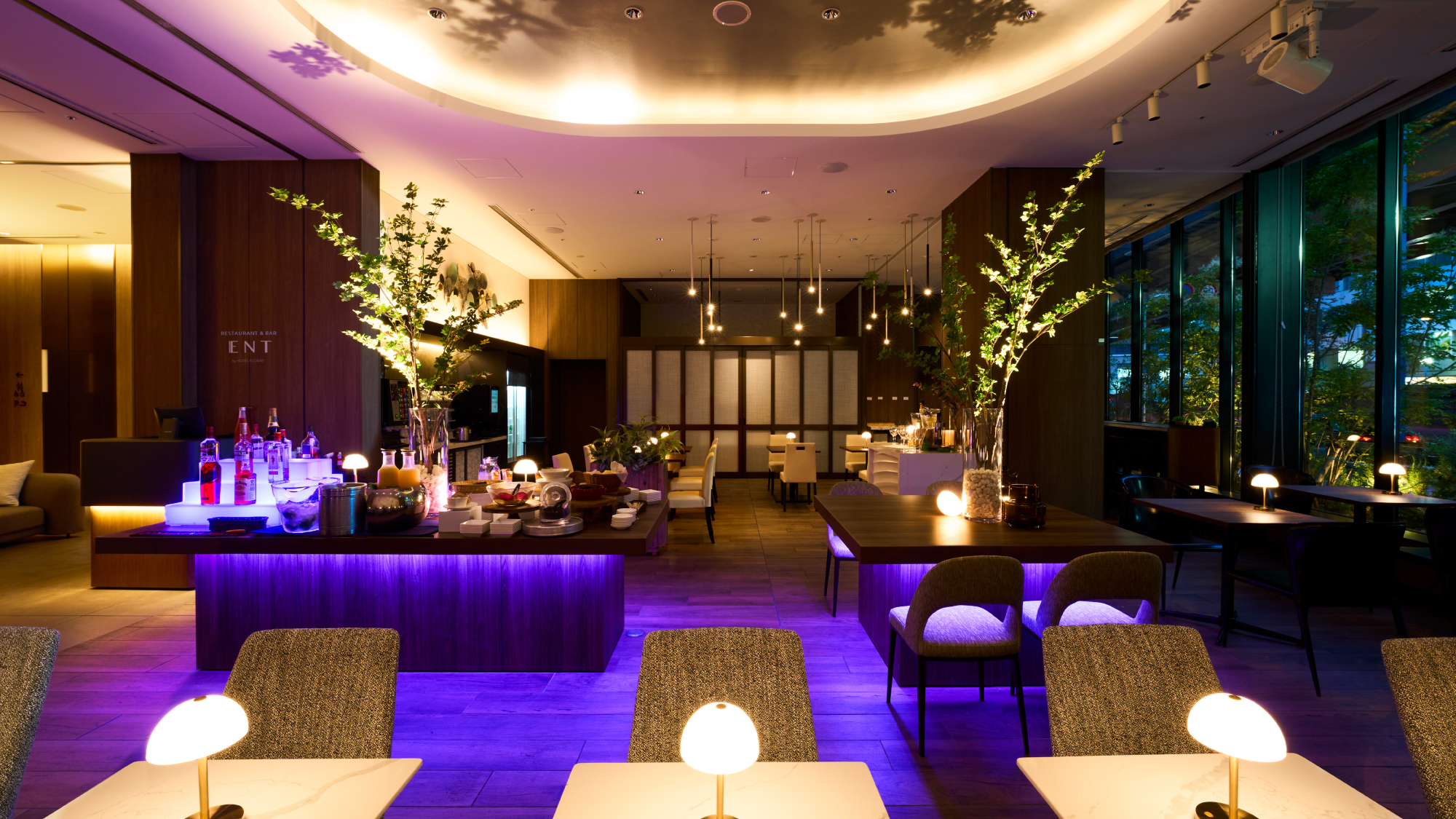 プレミアムラウンジ（Night Time）