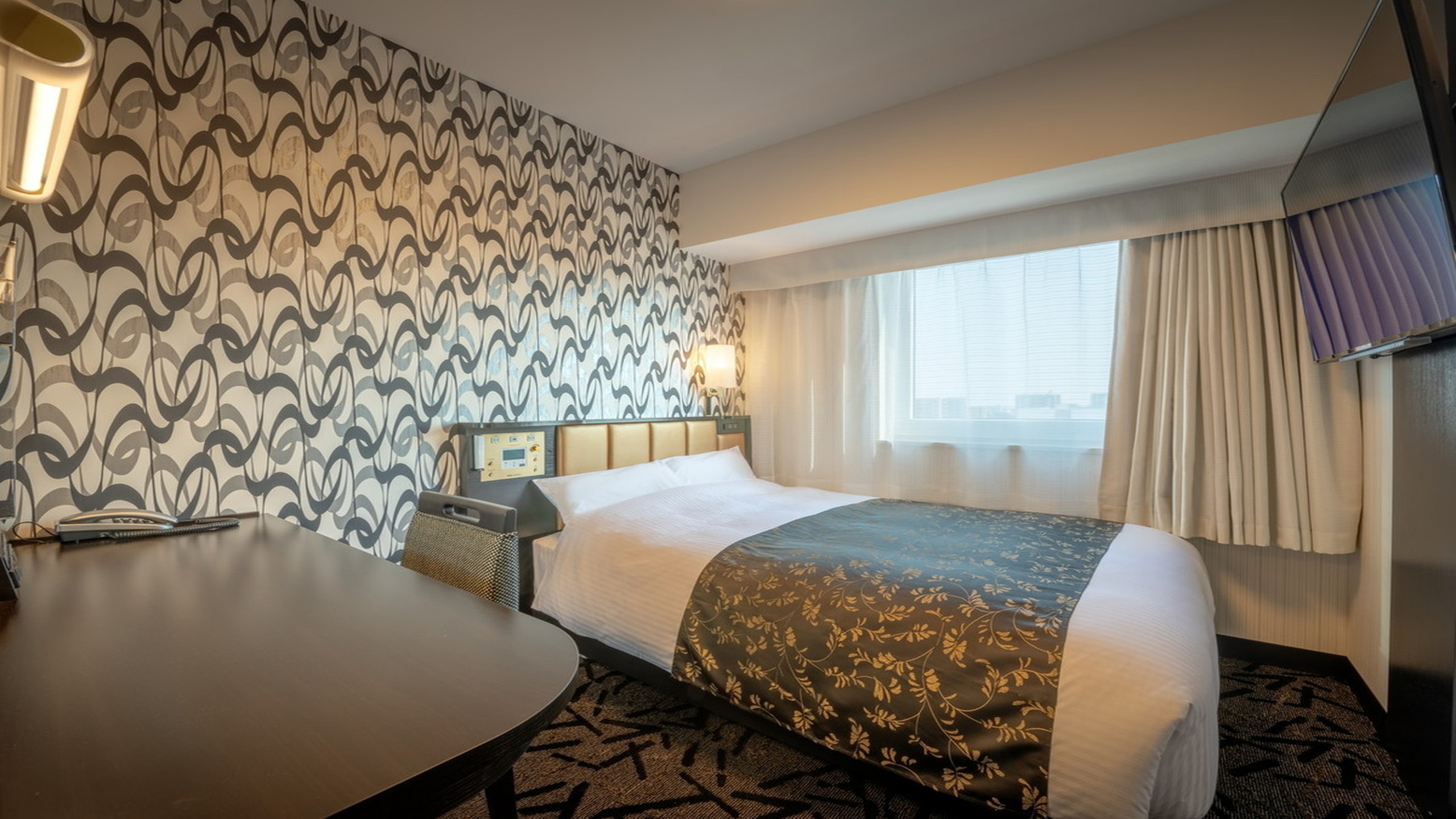 ナインアワーズなんば駅