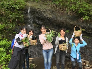 【春〜初夏限定】山の味覚　山菜狩り＆グランピング豪華ステーキＢＢＱ(^^♪　宿泊パック（3食付き）