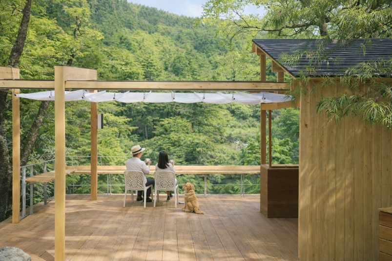 【1日2組限定】川辺テラスで炭火BBQ｜四万十牛・土佐鴨の重箱ディナー