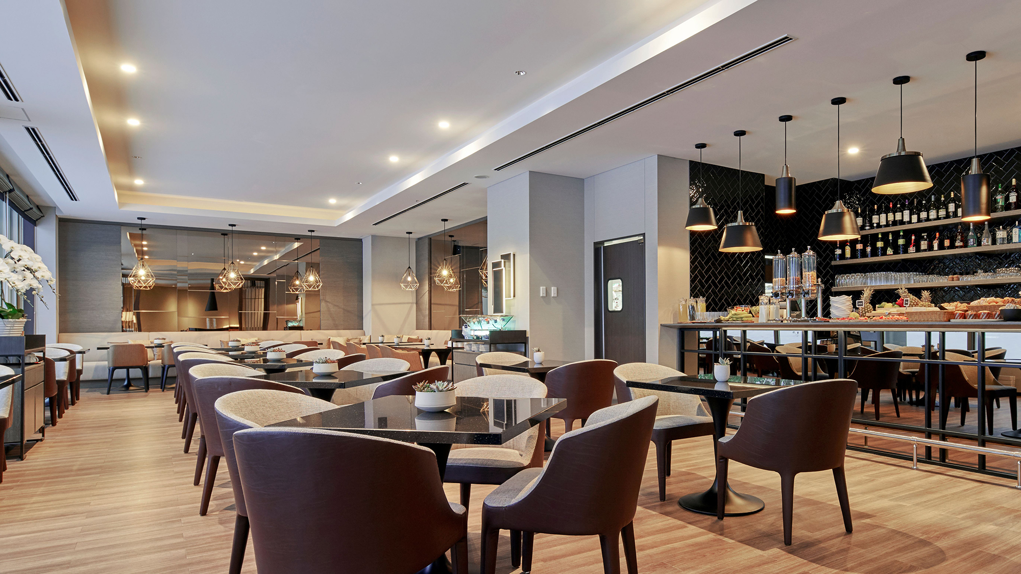 レストラン「Zento」