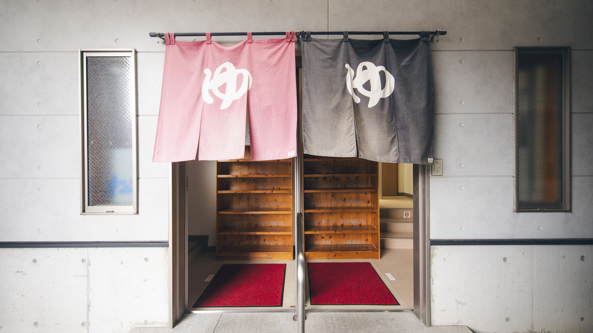 【大浴場／松葉の湯】エントランス