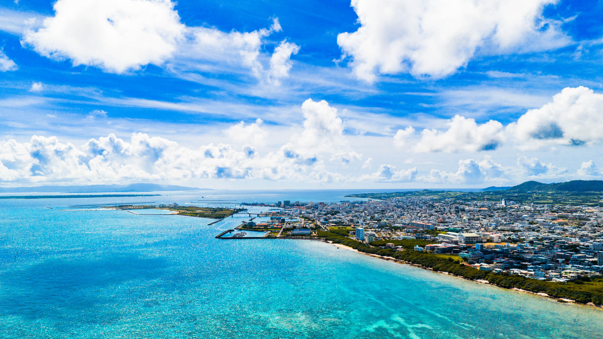 石垣島市街地と離島
