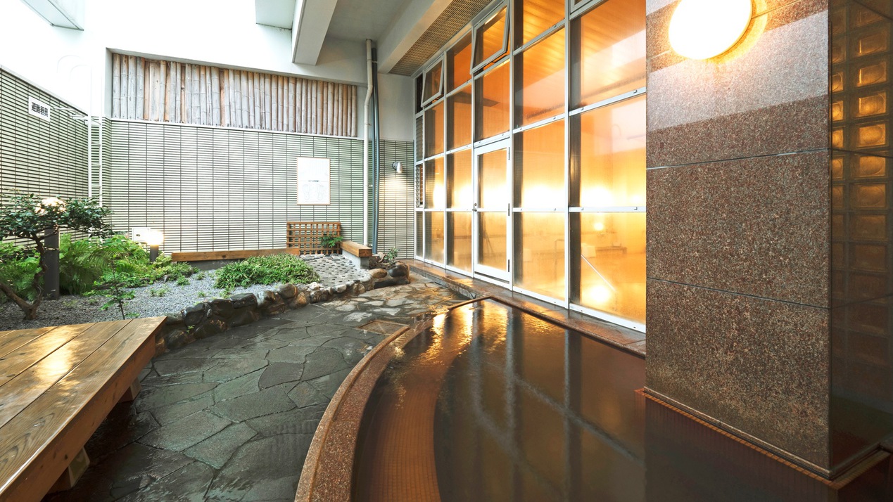 【2食付】甑島で焼肉もいいじゃない！和洋バイキング＆ミニ海鮮丼モーニング♪〔天然温泉完備〕