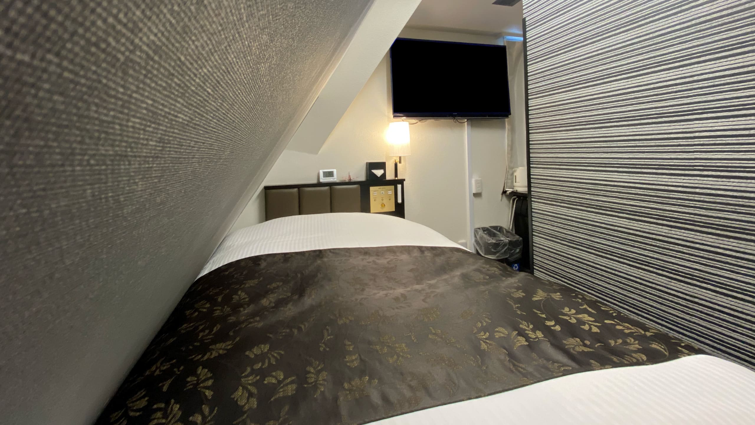 コンパクトシングル　禁煙