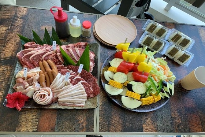 【BBQ食材セットプラン】〜プールサイドで贅沢なひとときを〜【1or2号室】