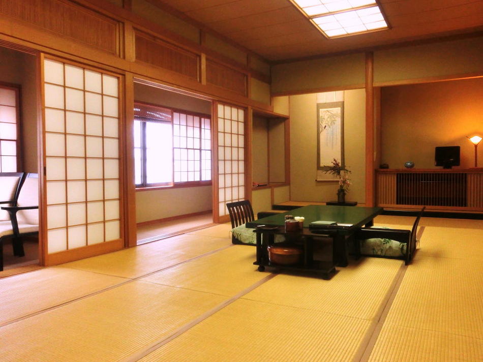 [Large room of 16 tatami mats or more] For groups and families