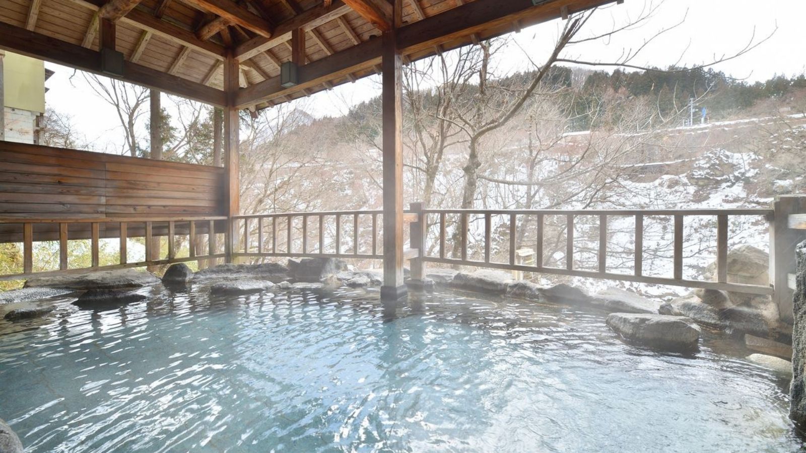 貸切露天　繊月