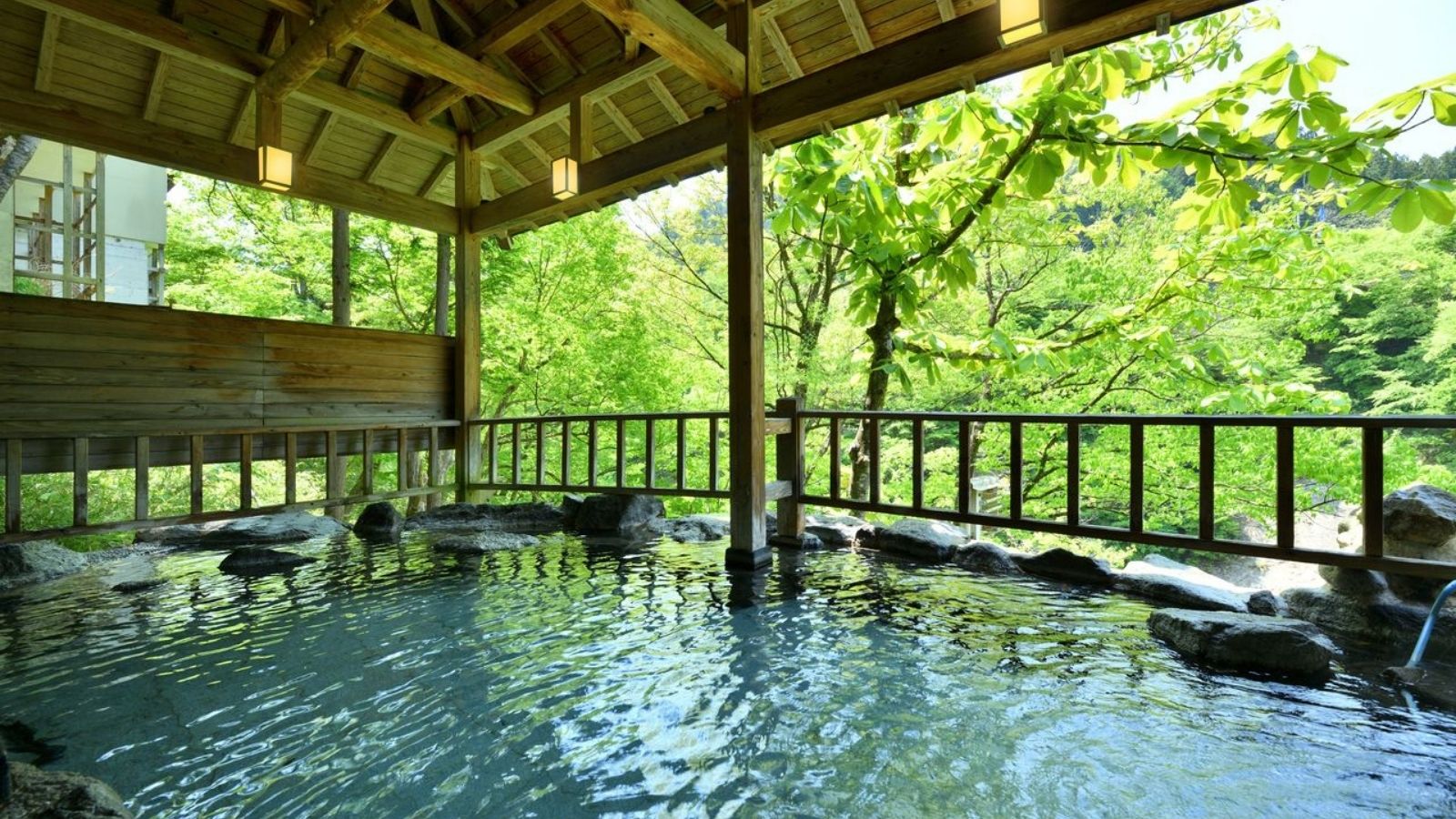 貸切露天　繊月