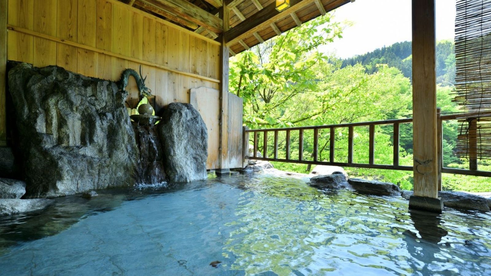 貸切露天　三日月