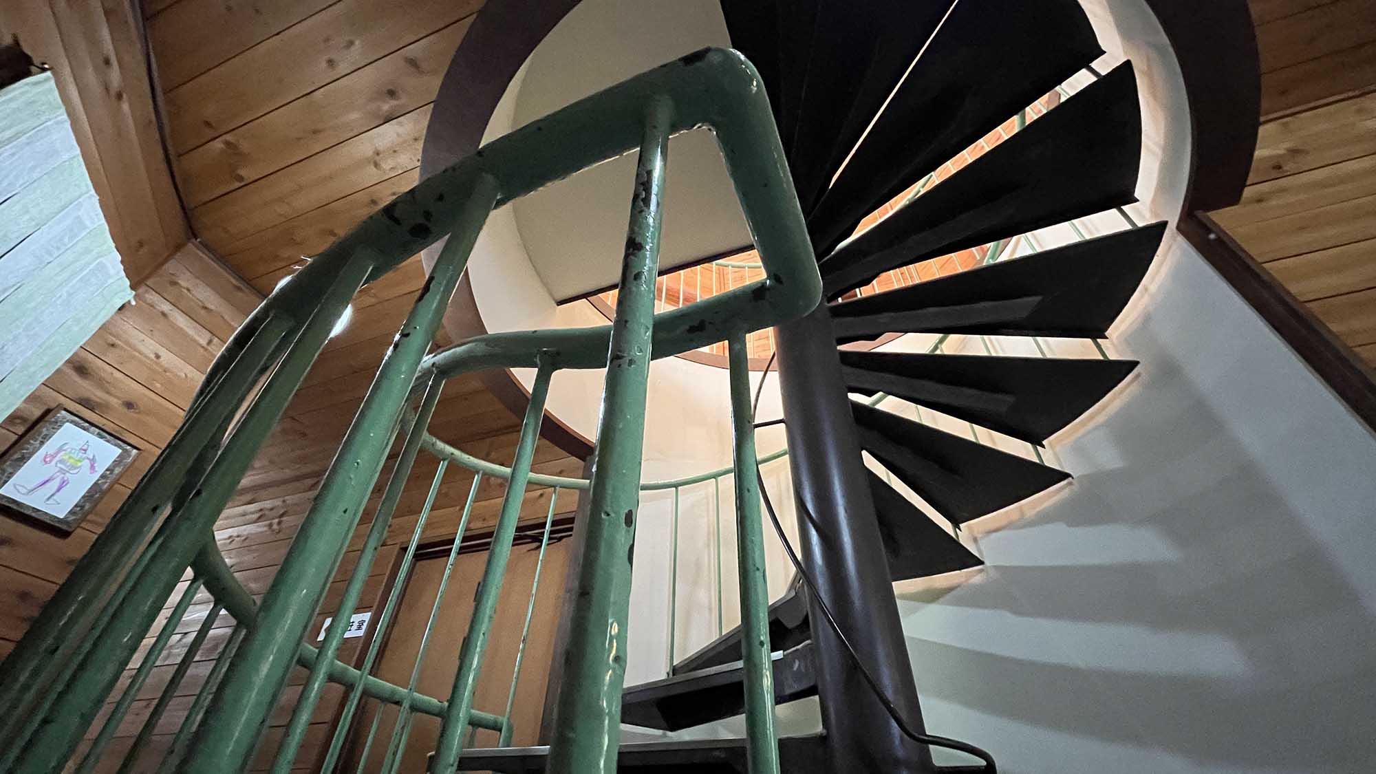 ◇館内_螺旋階段 