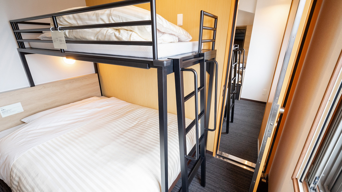 2部屋を中の扉で行き来できるお部屋です