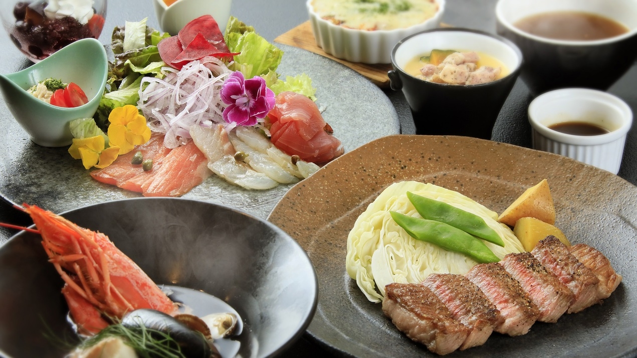 【楽天トラベルサマーSALE】国産牛鉄板焼がメインのディナー＆飲み放題をお得に満喫＜特選コース■＞