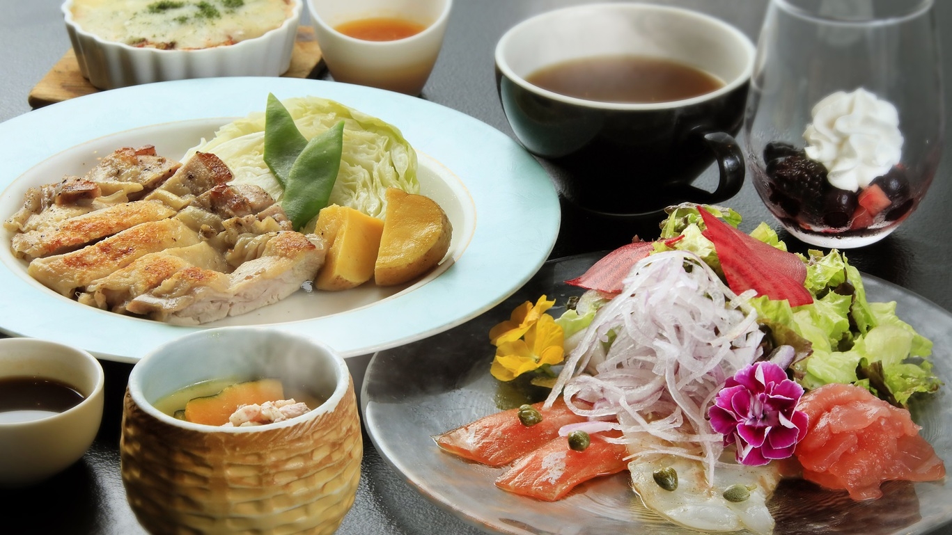【ライトプラン】軽めのメインでバランスよく楽しむ！価格抑えめお手軽プラン＜ライトコース▼＞