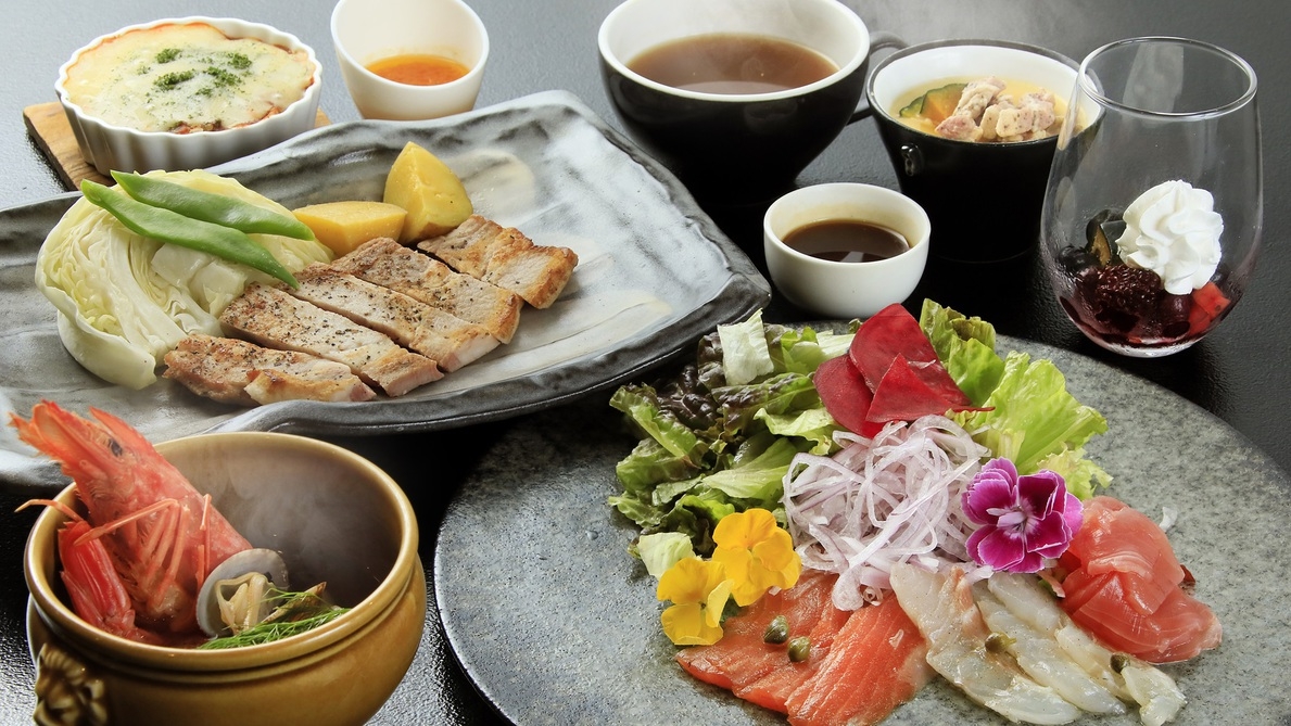 【20％OFF】【楽天スーパーSALE】中禅寺湖ビュー客室＆源泉かけ流し温泉を満喫＜基本コース★＞