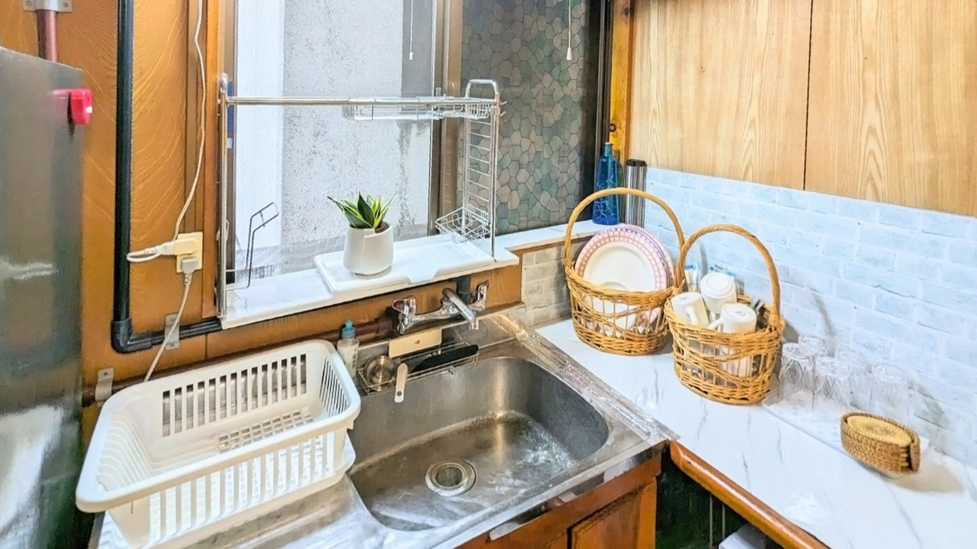 ・【2LDK個室（オキナワン）】食器類はご自由にお使いください