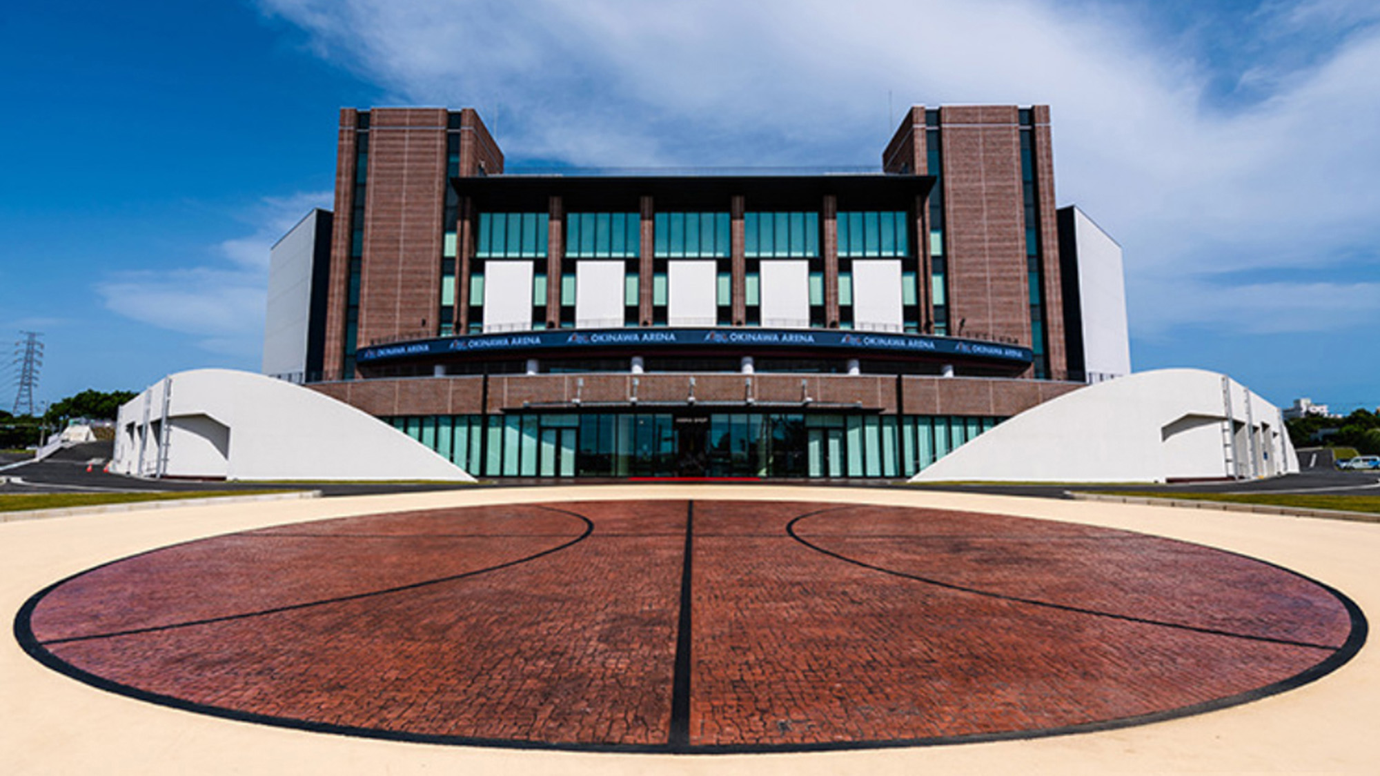 ・【周辺】沖縄アリーナまで車で約8分、徒歩約29分。バスケ観戦での宿泊にもピッタリです