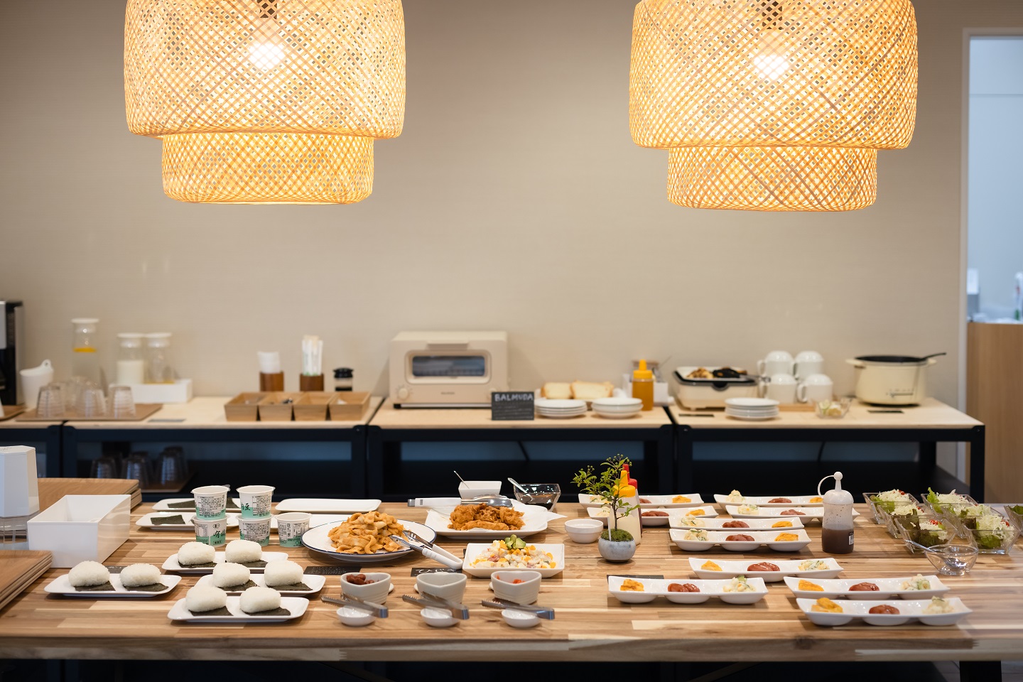 ご当地料理が楽しめる