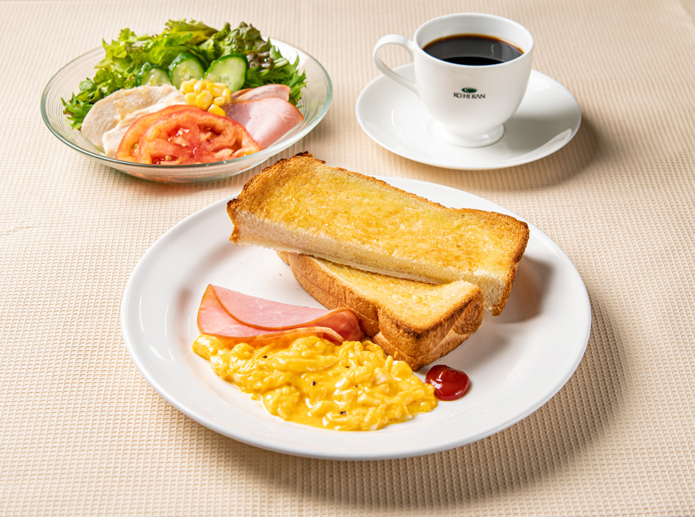 選べる朝食メニュー例（トースト＆スクランブルエッグ）