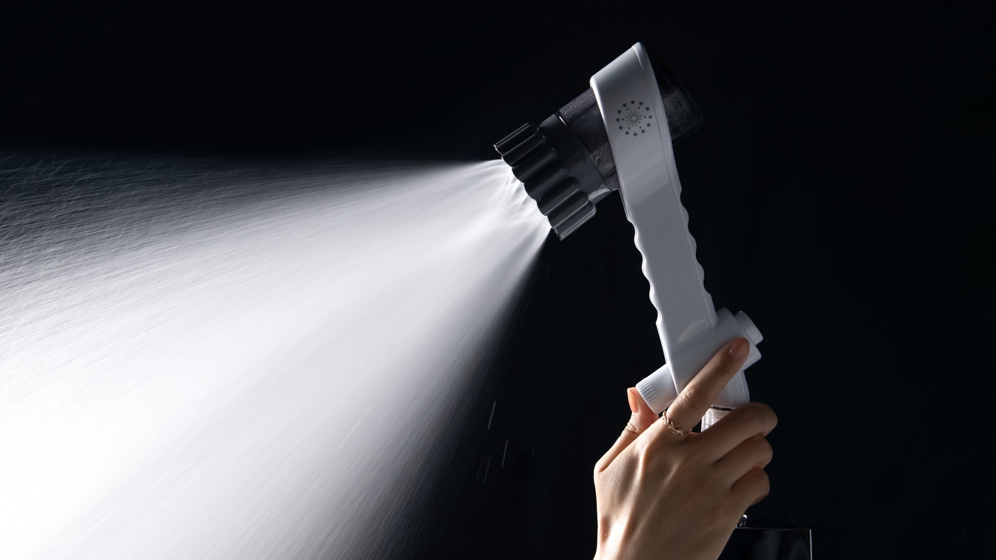 ミラブルzero　油性ペンも落とすミスト水流が特長で毛穴の汚れやニオイを洗い流し肌や髪を健康に保ちま