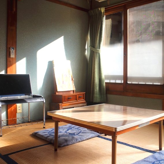 日本最古の温泉郷　世界遺産つぼ湯が見えるお部屋