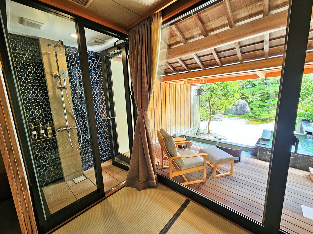 椿　露天風呂・シャワールーム付き