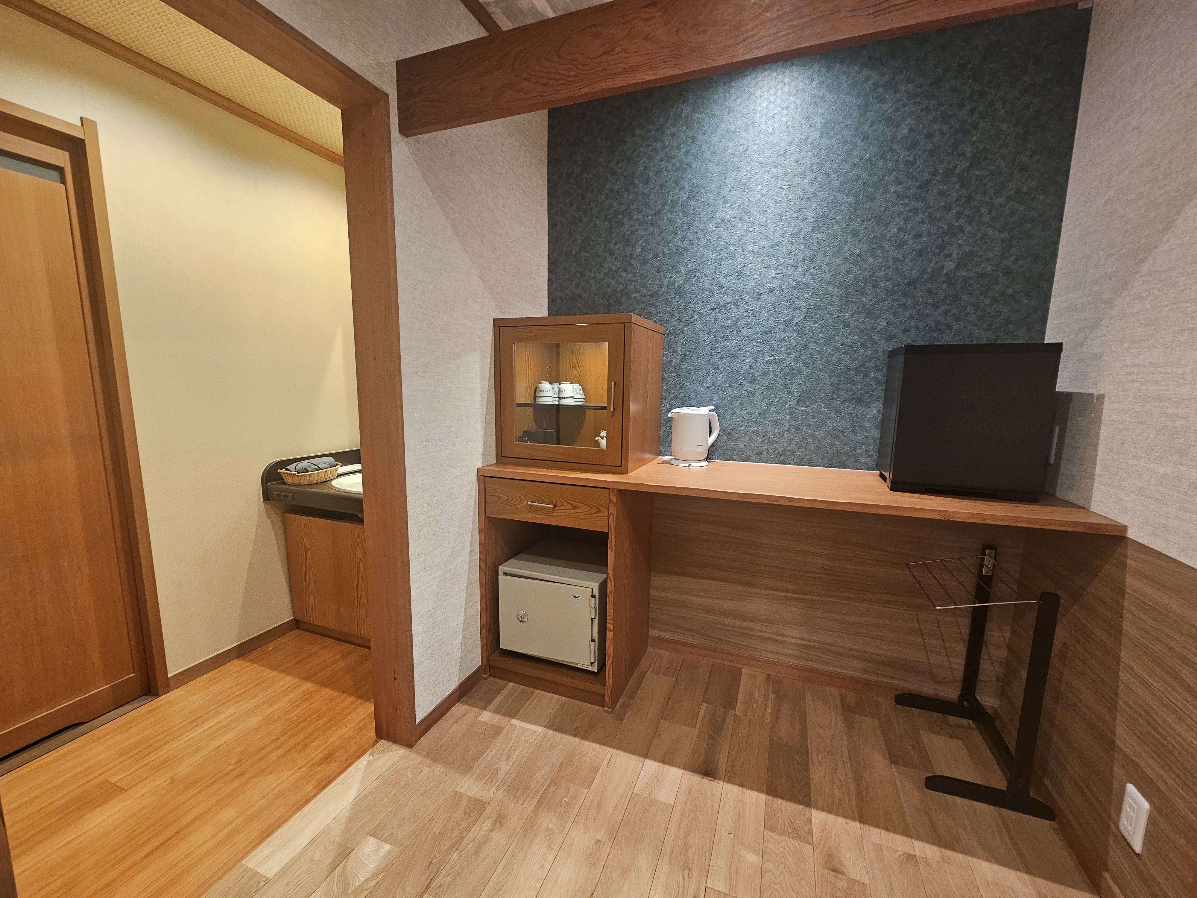 朝霧　水屋、洗面