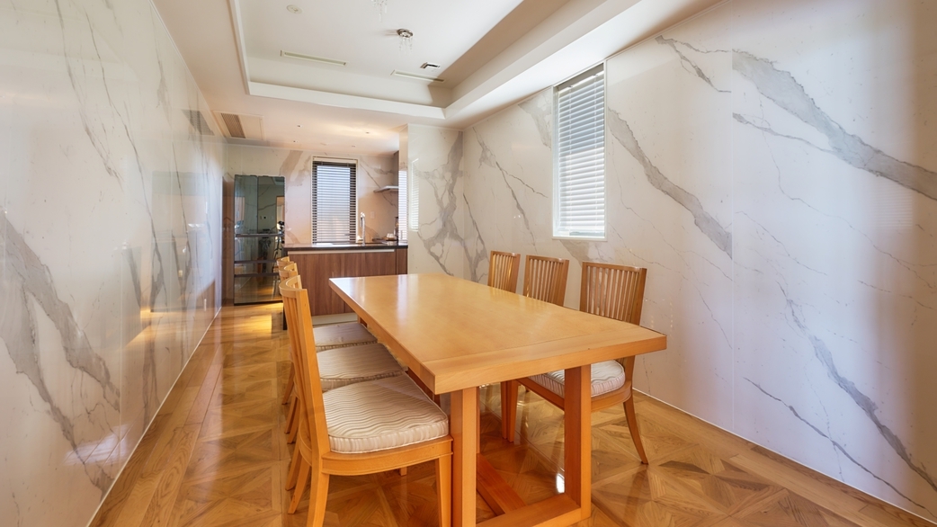 【PRESIDENTIAL POOL VILLA HOUSE STAY】プライベートリゾート／朝食付