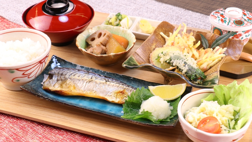 【平日限定☆焼き鯖定食】お得に郡上観光！香ばしい焼き鯖を味わうプラン♪