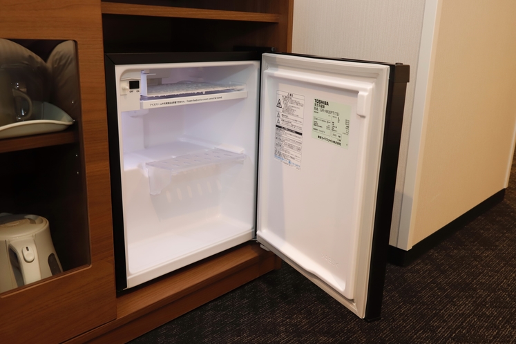 客室冷蔵庫※冷蔵・冷凍品はフロントではお預かり出来かねます※