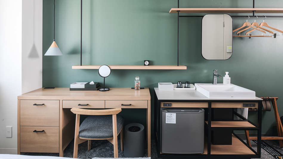 シャワーブースダブル(13㎡)　独立洗面台を設置