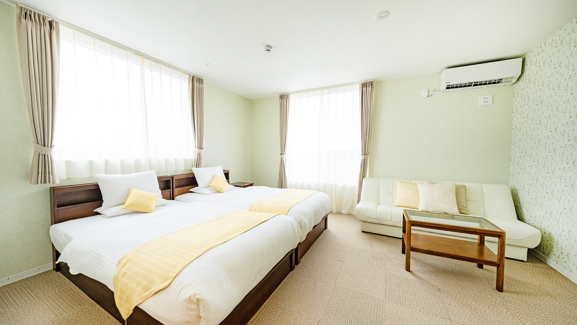 スタジオソファベッド付きルーム(40平米)