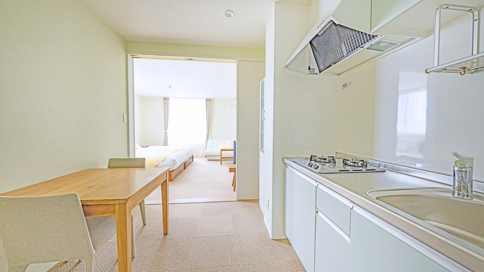 スタジオソファベッド付きルーム(40平米)