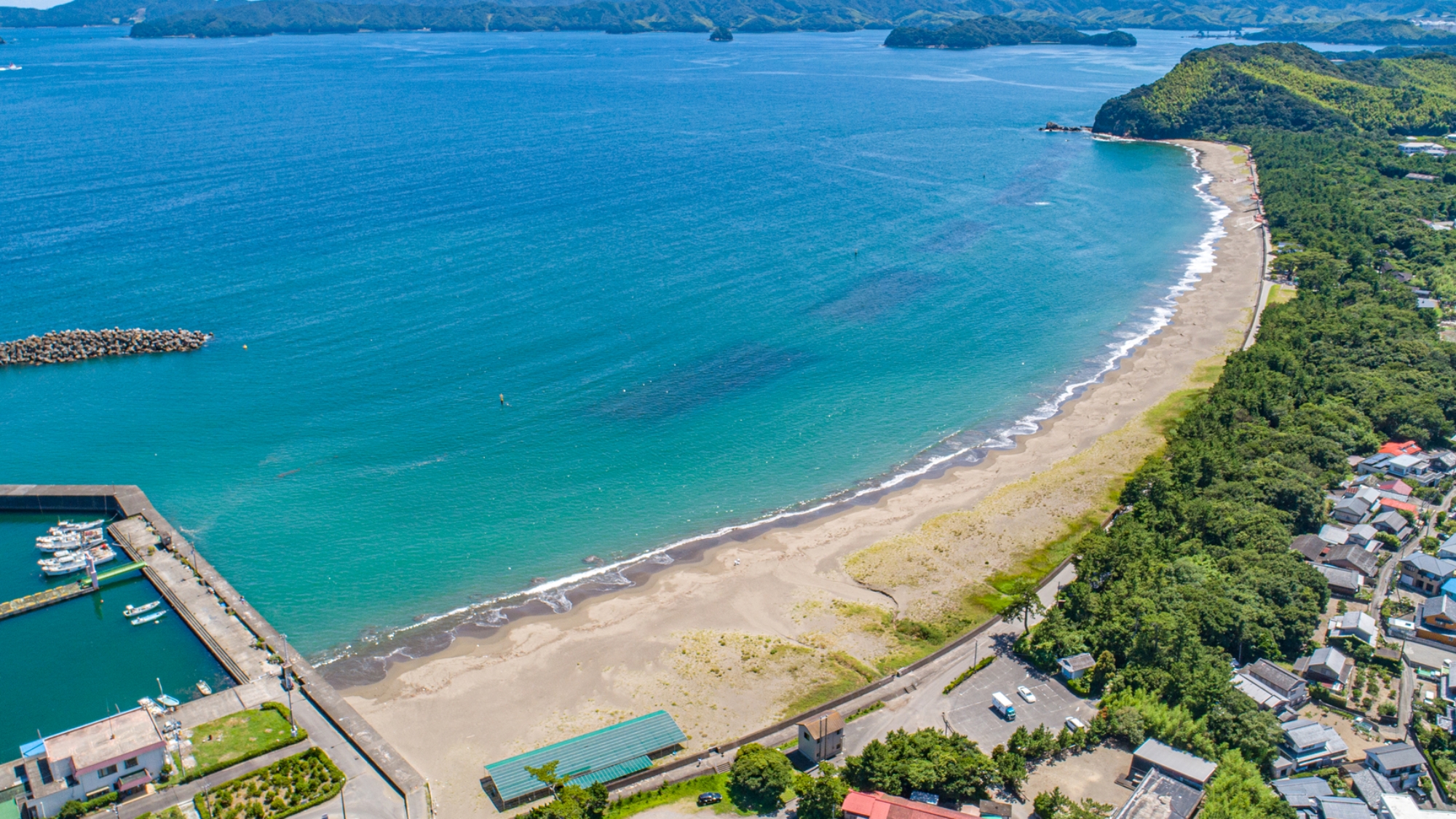 【当館から車で約12分】徳島県で最も長い砂浜を持つ「北の脇海水浴場」